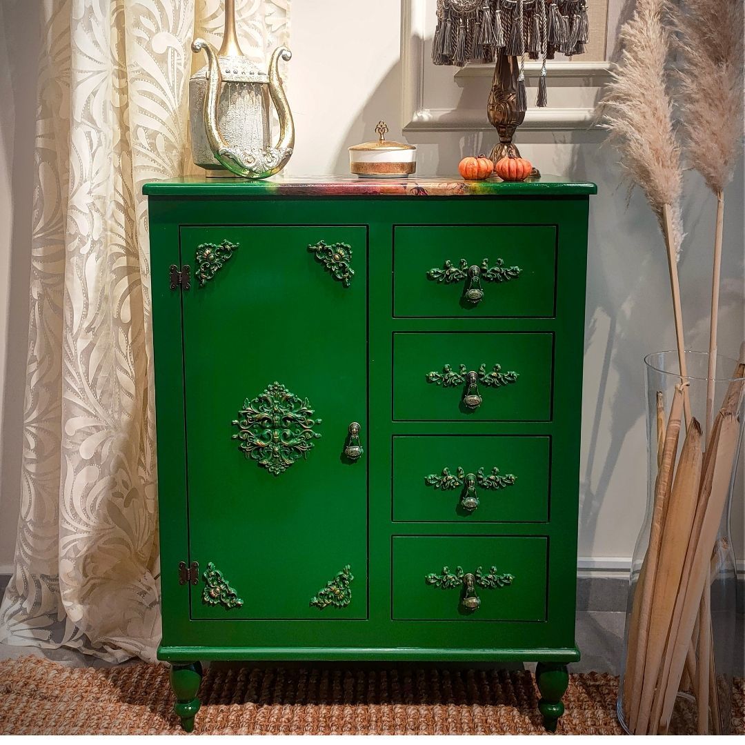 Savana Şifonyer el işçiliği detaylı yeşil dekoratif şifonyer